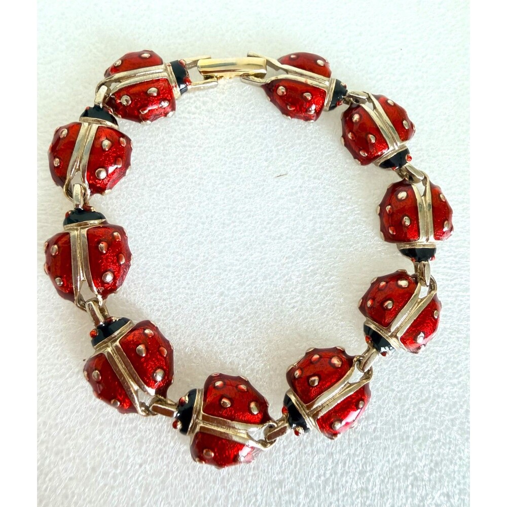 Vintage 1980s 1990s Red Enamel Ladybug Link Bracelet Gold Tone Charming vintag